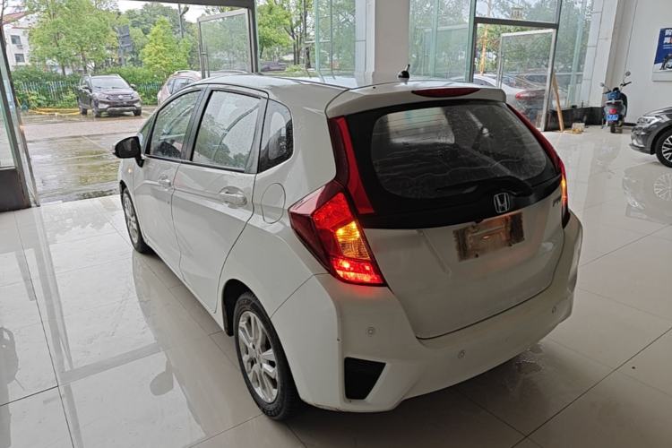 Used Honda Fit 2016 1.5L LXS CVT Comfort Sunroof Version Exterior 2