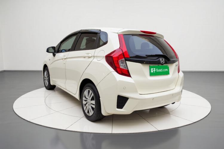 Used Honda Fit 2016 1.5L LX CVT Comfort Model Exterior 3