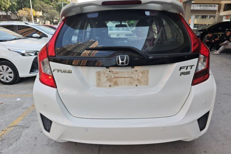 Used Honda Fit 2016 1.5L LXS CVT Comfort Sunroof Version Exterior 4