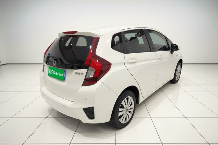 Used Honda Fit 2016 1.5L LXS CVT Comfort Sunroof Version Exterior 5