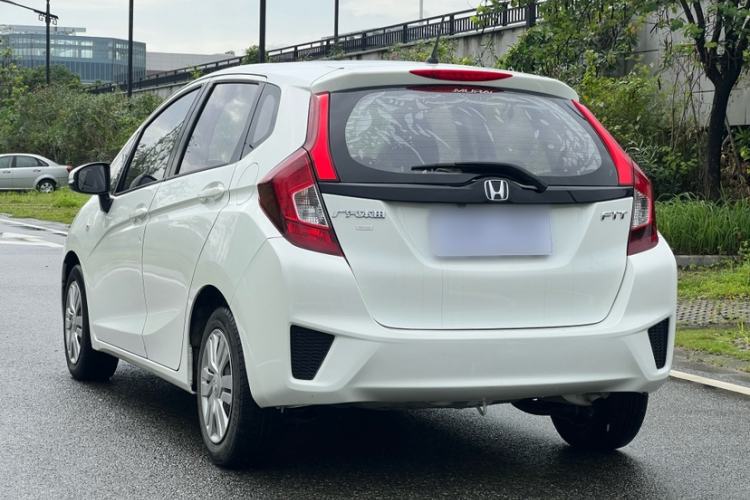 Used Honda Fit 2016 1.5L LX CVT Comfort Model Exterior 5