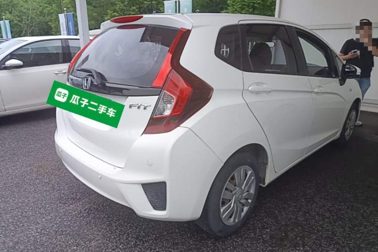 Used Honda Fit 2016 1.5L LXS CVT Comfort Sunroof Version Exterior 5
