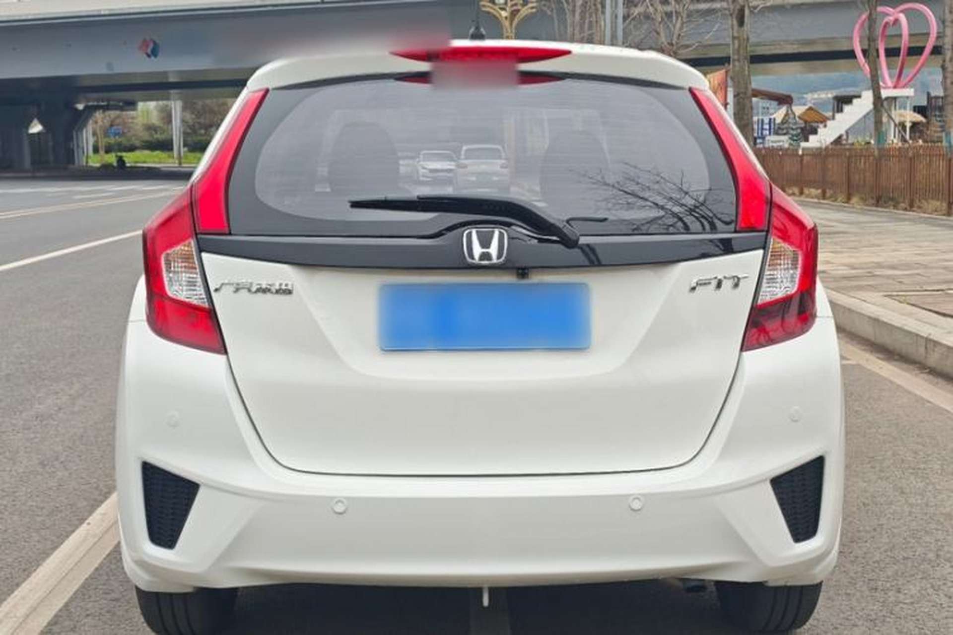 Used Honda Fit 2016 1.5L LXS CVT Comfort Sunroof Version Exterior 7