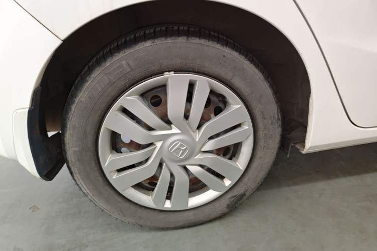 Used Honda Fit 2016 1.5L LX Manual Comfort Model Exterior 8