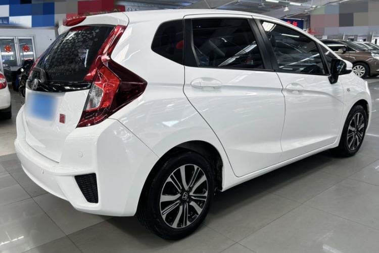 Used Honda Fit 2016 1.5L LXS CVT Comfort Sunroof Version Exterior 8