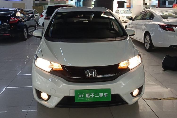 Used Honda Fit 2016 1.5L SE CVT Fashion Model Front