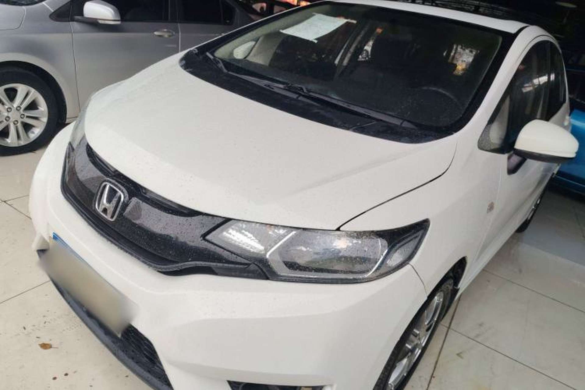 Used Honda Fit 2016 1.5L LXS CVT Comfort Sunroof Version Front Left 45 Deg