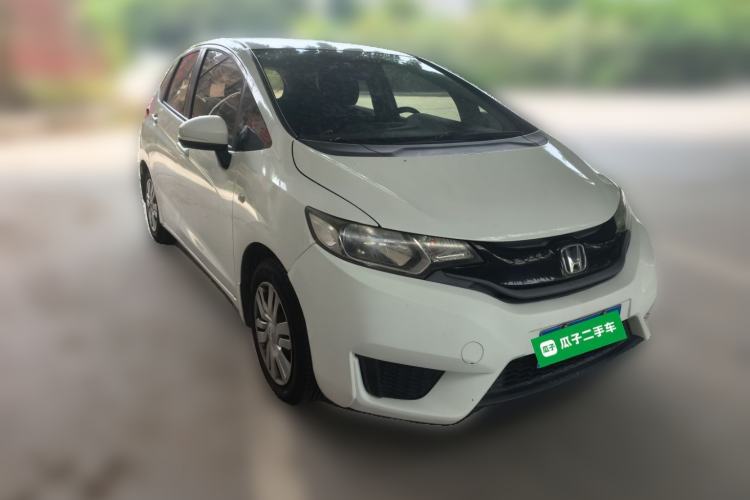 Used Honda Fit 2016 1.5L LXS CVT Comfort Sunroof Version Front Right 45 Deg