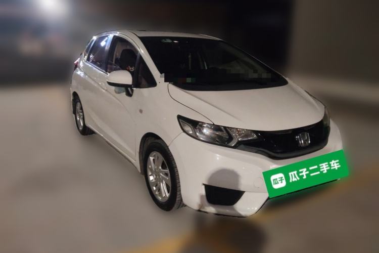 Used Honda Fit 2016 1.5L LXS CVT Comfort Sunroof Version Front Right 45 Deg