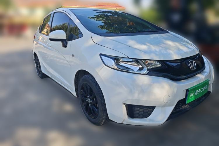 Used Honda Fit 2016 1.5L LX Manual Comfort Model Front Right 45 Deg