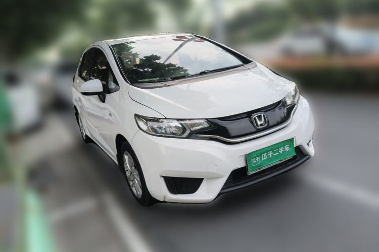 Used Honda Fit 2016 1.5L LXS CVT Comfort Sunroof Version Front Right 45 Deg