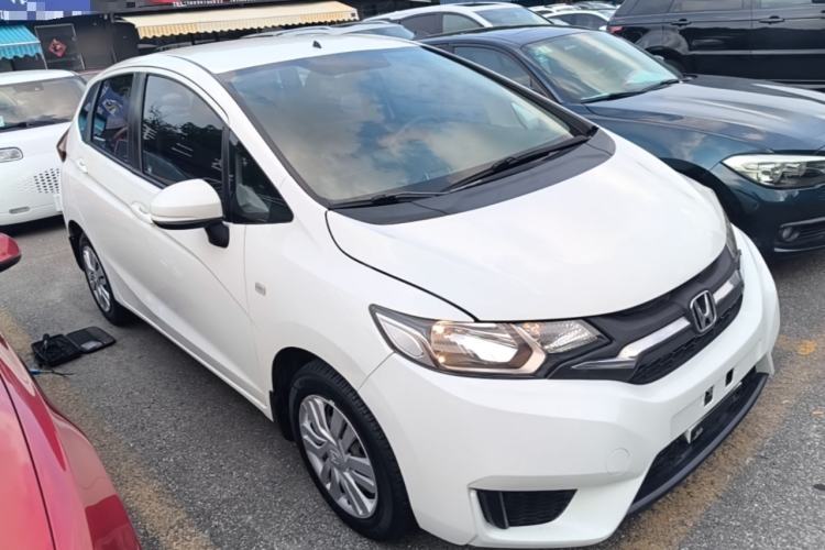 Used Honda Fit 2016 1.5L LX CVT Comfort Model Front Right 45 Deg