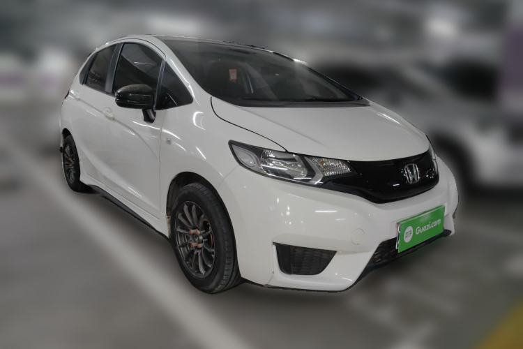 Used Honda Fit 2016 1.5L LX Manual Comfort Model Front Right 45 Deg