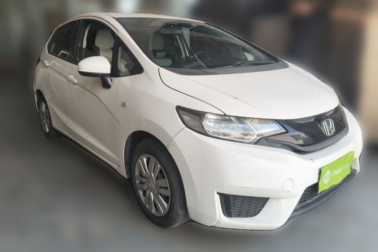 Used Honda Fit 2016 1.5L LXS CVT Comfort Sunroof Version Front Right 45 Deg