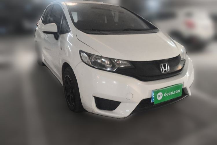 Used Honda Fit 2016 1.5L LXS CVT Comfort Sunroof Version Front Right 45 Deg