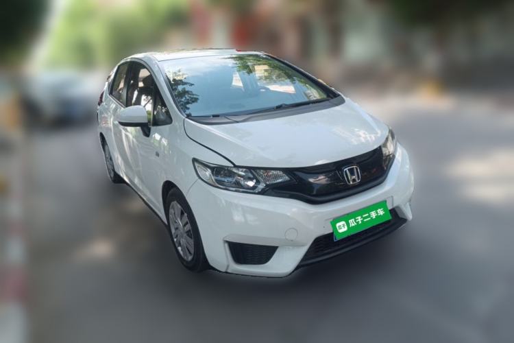 Used Honda Fit 2016 1.5L LXS CVT Comfort Sunroof Version Front Right 45 Deg