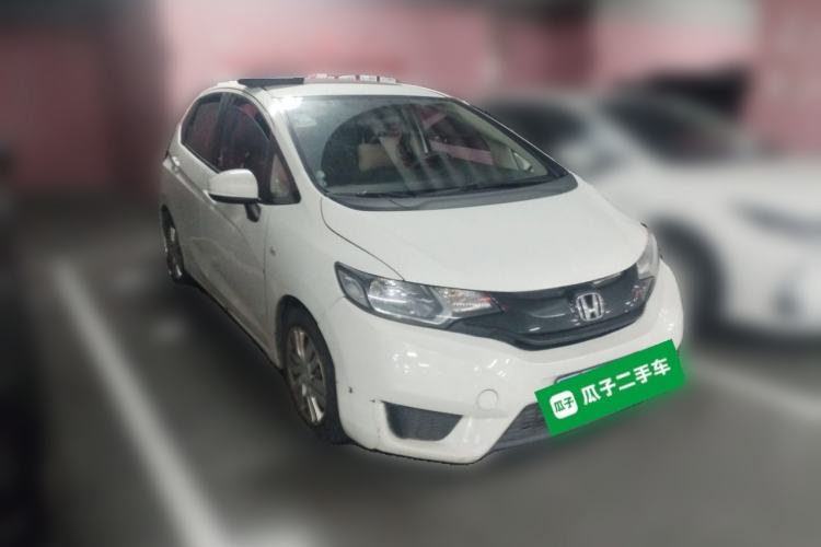 Used Honda Fit 2016 1.5L LXS CVT Comfort Sunroof Version Front Right 45 Deg