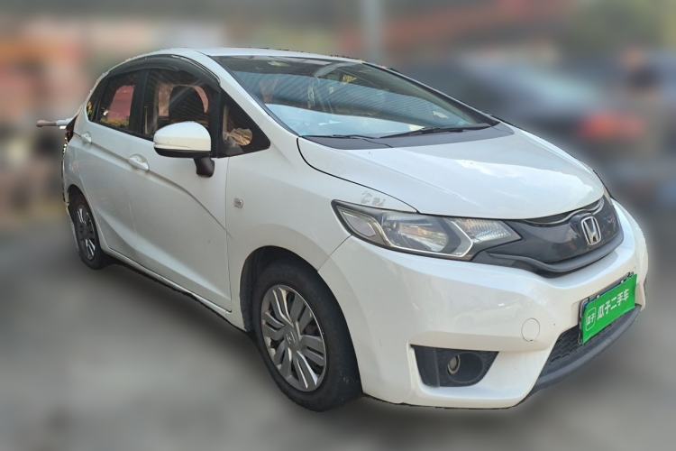 Used Honda Fit 2016 1.5L LX CVT Comfort Model Front Right 45 Deg