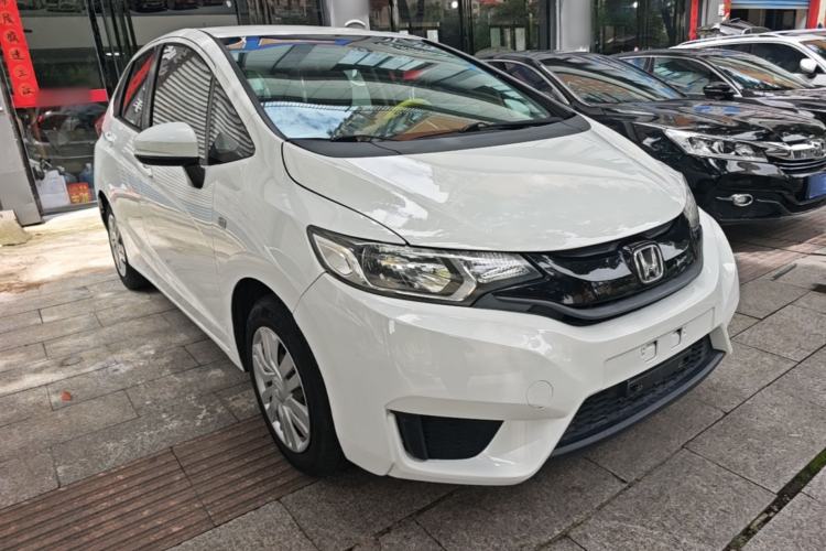 Used Honda Fit 2016 1.5L LX CVT Comfort Model Front Right 45 Deg