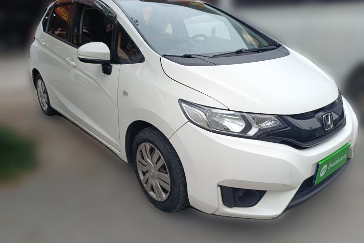 Used Honda Fit 2016 1.5L LX CVT Comfort Model Front Right 45 Deg