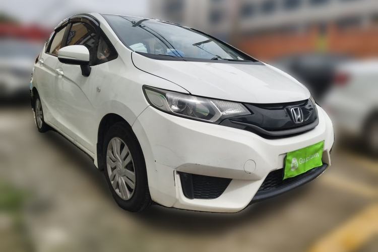 Used Honda Fit 2016 1.5L LXS CVT Comfort Sunroof Version Front Right 45 Deg