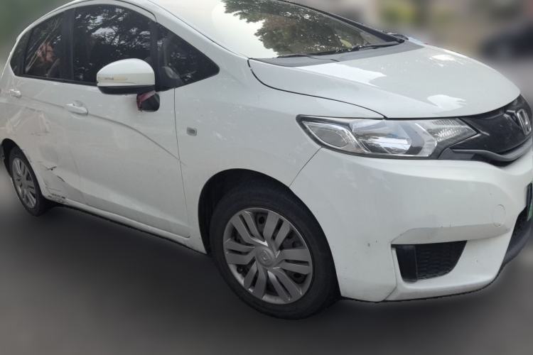 Used Honda Fit 2016 1.5L LX Manual Comfort Model Front Right 45 Deg
