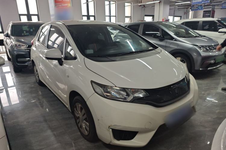 Used Honda Fit 2016 1.5L LX CVT Comfort Model Front Right 45 Deg