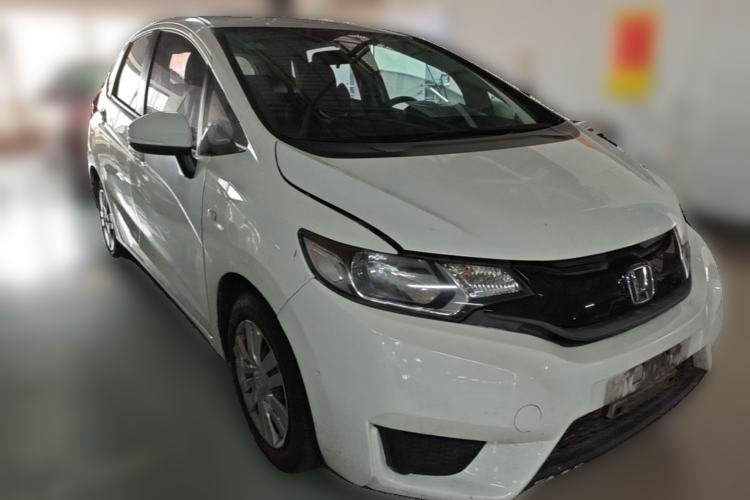 Used Honda Fit 2016 1.5L LXS CVT Comfort Sunroof Version Front Right 45 Deg