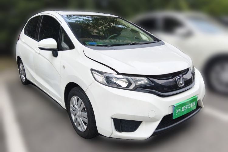 Used Honda Fit 2016 1.5L LXS CVT Comfort Sunroof Version Front Right 45 Deg
