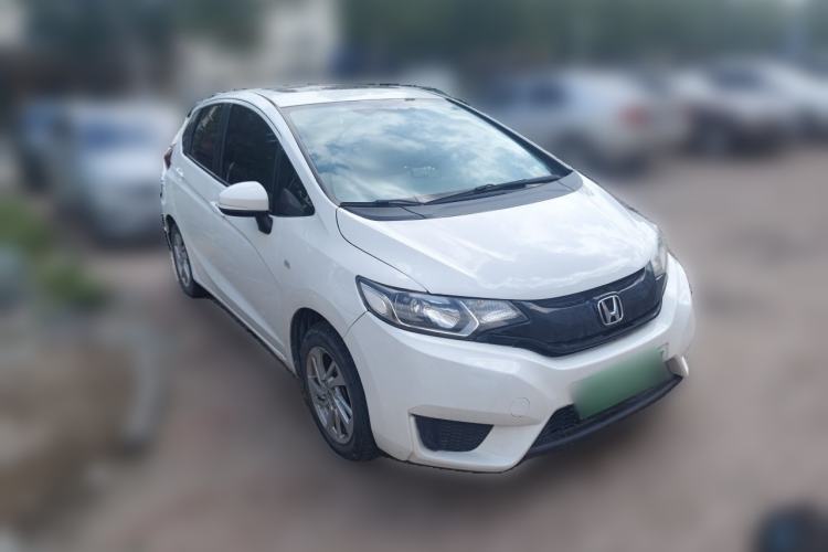 Used Honda Fit 2016 1.5L LXS CVT Comfort Sunroof Version Front Right 45 Deg