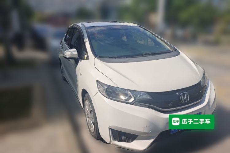 Used Honda Fit 2016 1.5L LXS CVT Comfort Sunroof Version Front Right 45 Deg
