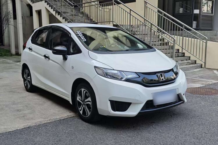 Used Honda Fit 2016 1.5L LX CVT Comfort Model Front Right 45 Deg