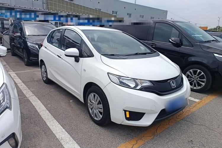 Used Honda Fit 2016 1.5L LX CVT Comfort Model Front Right 45 Deg