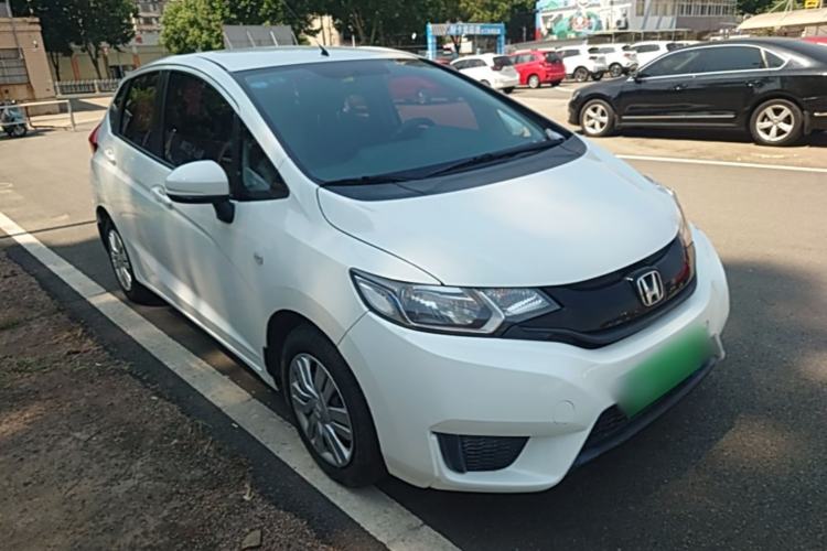 Used Honda Fit 2016 1.5L LX CVT Comfort Model Front Right 45 Deg