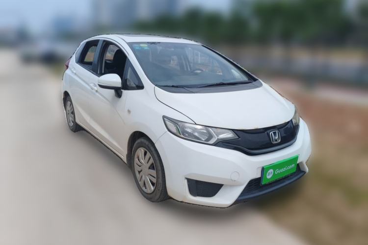 Used Honda Fit 2016 1.5L LXS CVT Comfort Sunroof Version Front Right 45 Deg