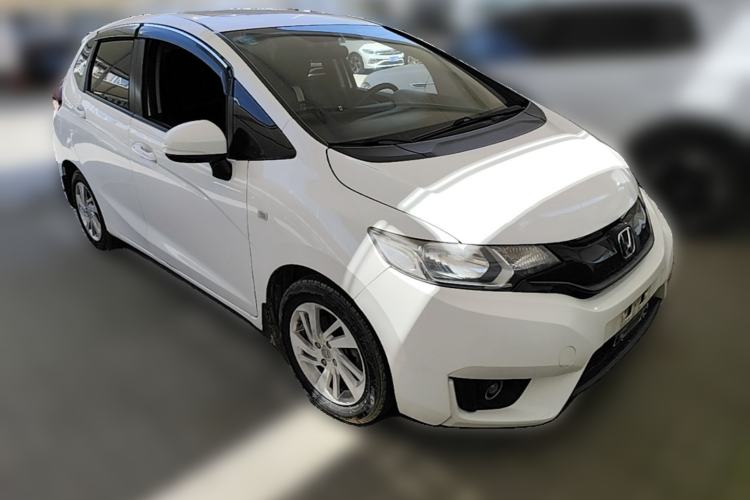 Used Honda Fit 2016 1.5L LXS CVT Comfort Sunroof Version Front Right 45 Deg