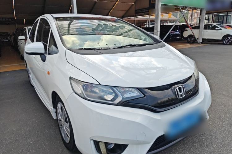 Used Honda Fit 2016 1.5L LX Manual Comfort Model Front Right 45 Deg