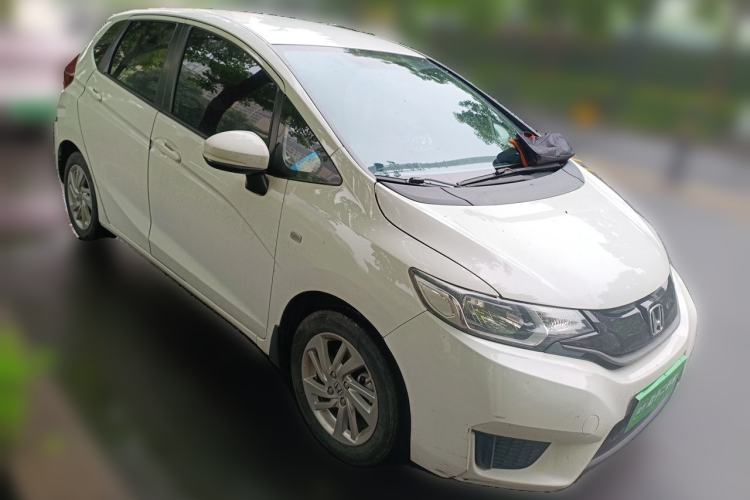 Used Honda Fit 2016 1.5L LX CVT Comfort Model Front Right 45 Deg
