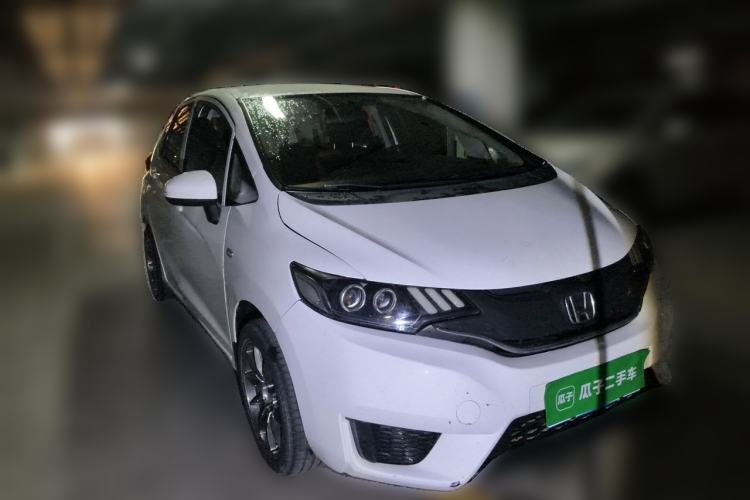 Used Honda Fit 2016 1.5L LX Manual Comfort Model Front Right 45 Deg