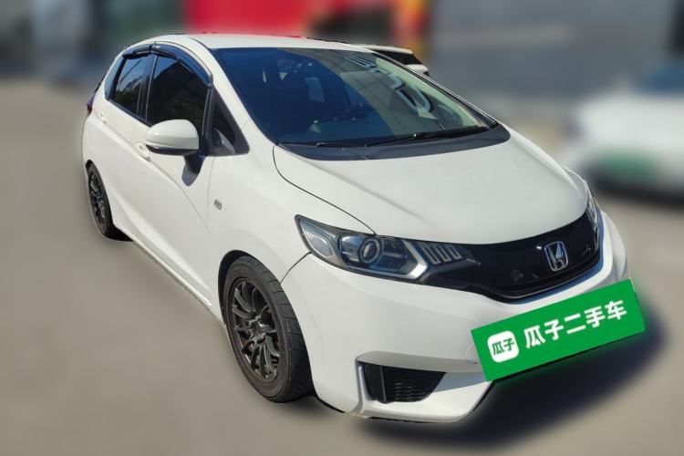 Used Honda Fit 2016 1.5L LX Manual Comfort Model Front Right 45 Deg
