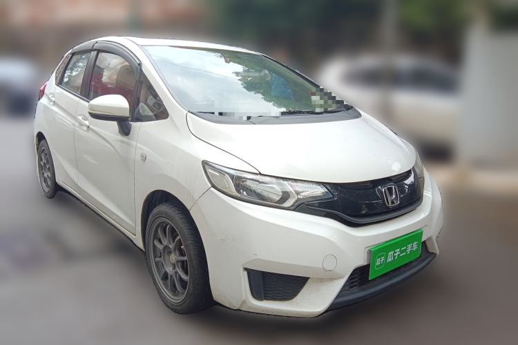 Used Honda Fit 2016 1.5L LXS CVT Comfort Sunroof Version Front Right 45 Deg