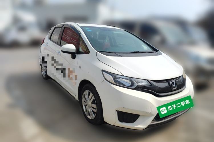 Used Honda Fit 2016 1.5L LXS CVT Comfort Sunroof Version Front Right 45 Deg