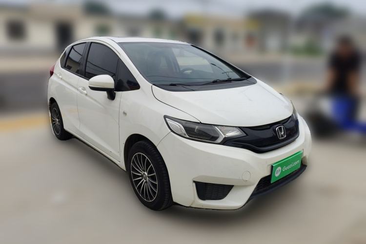 Used Honda Fit 2016 1.5L LXS CVT Comfort Sunroof Version Front Right 45 Deg