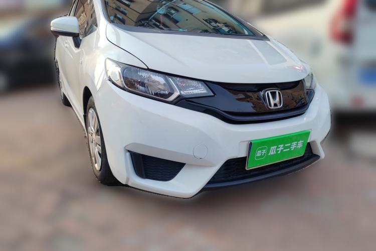 Used Honda Fit 2016 1.5L LX CVT Comfort Model Front Right 45 Deg