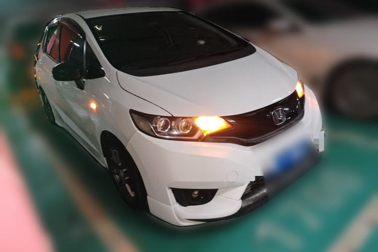 Used Honda Fit 2016 1.5L LX CVT Comfort Model Front Right 45 Deg