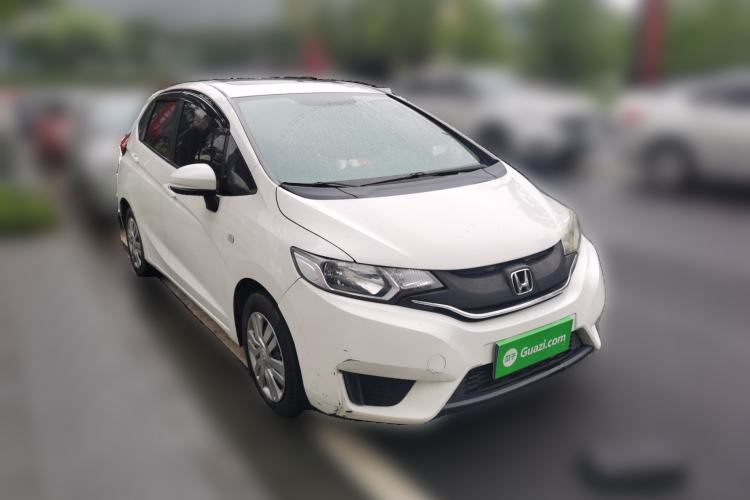 Used Honda Fit 2016 1.5L LXS CVT Comfort Sunroof Version Front Right 45 Deg
