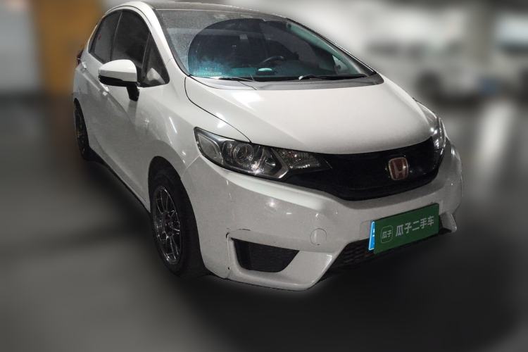 Used Honda Fit 2016 1.5L LX Manual Comfort Model Front Right 45 Deg