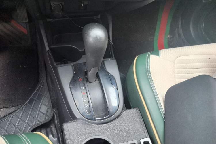 Used Honda Fit 2016 1.5L LX CVT Comfort Model Gear Lever