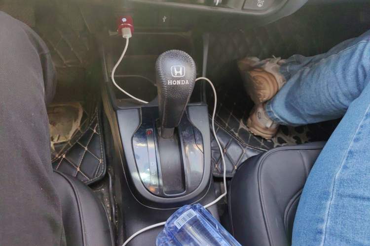 Used Honda Fit 2016 1.5L SES CVT Fashion Sunroof Edition Gear Lever