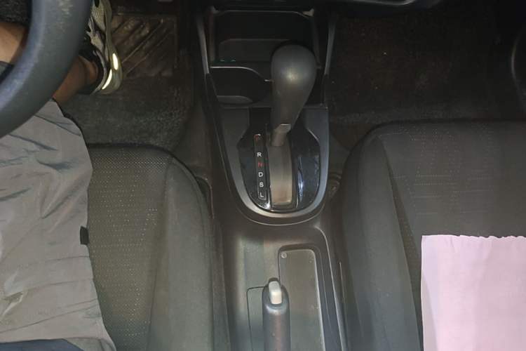 Used Honda Fit 2016 1.5L LX CVT Comfort Model Gear Lever